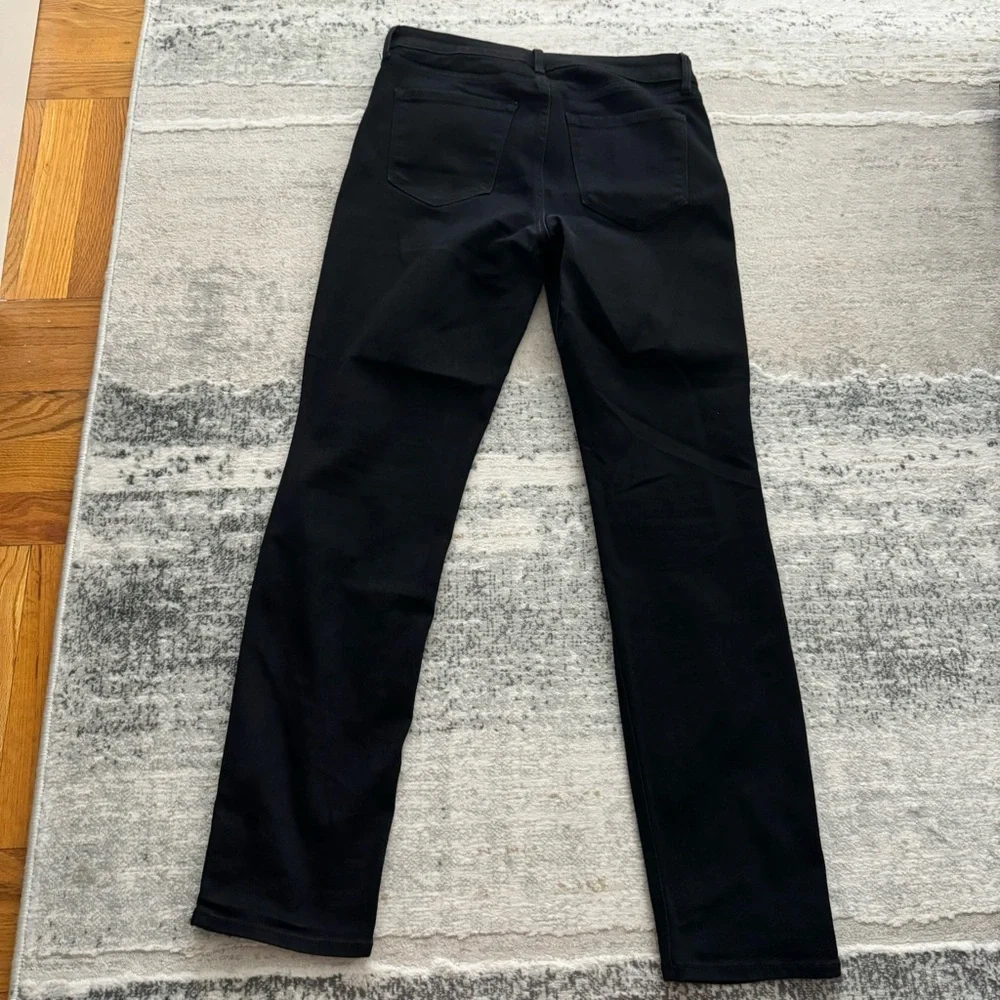 Like 🆕 Old Navy classic black high rise straight leg jeans